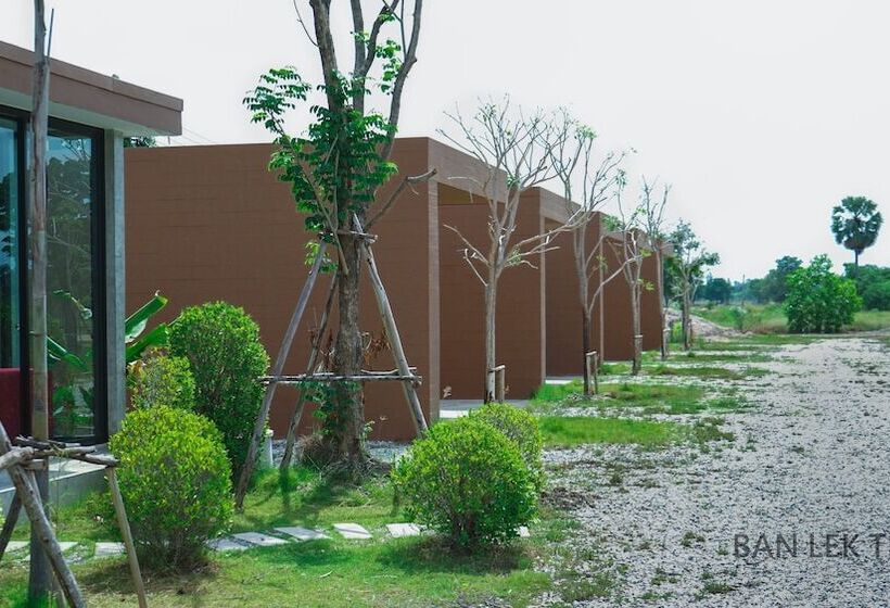 ホテル Ban Lek Tee 7