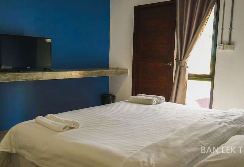 ホテル Ban Lek Tee 7
