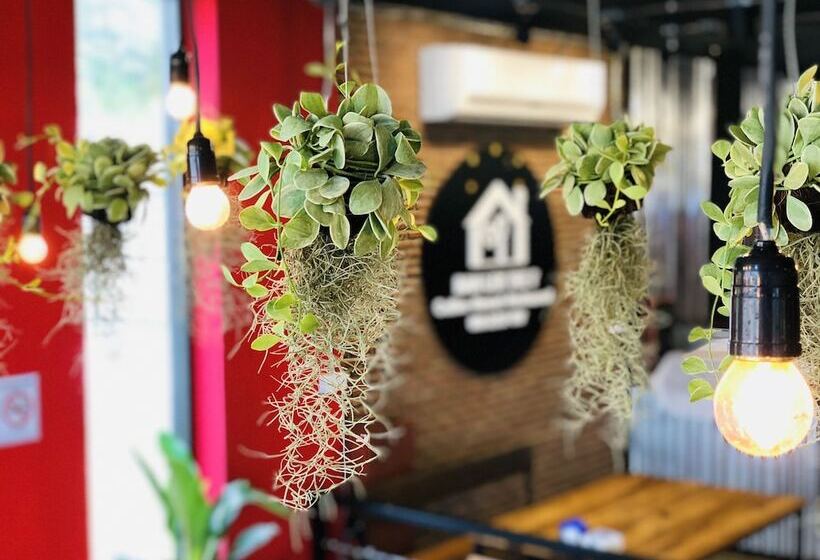 ホテル Ban Lek Tee 7