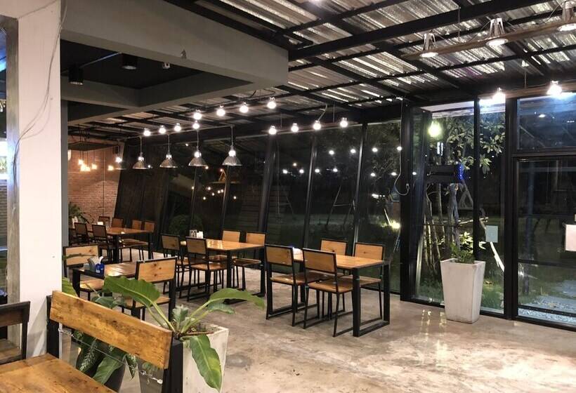 ホテル Ban Lek Tee 7