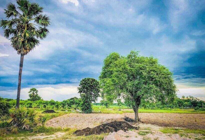 ホテル Ban Lek Tee 7