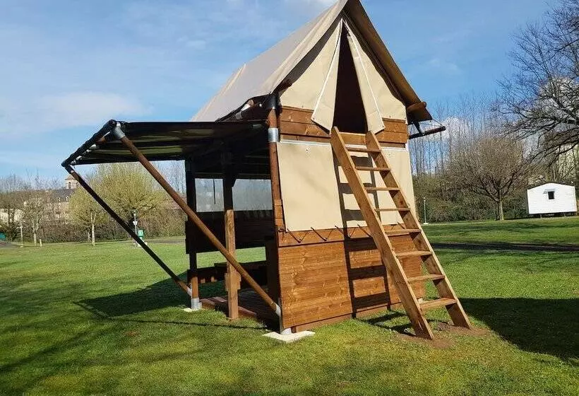 Hotelli Camping Les Berges Du Célé