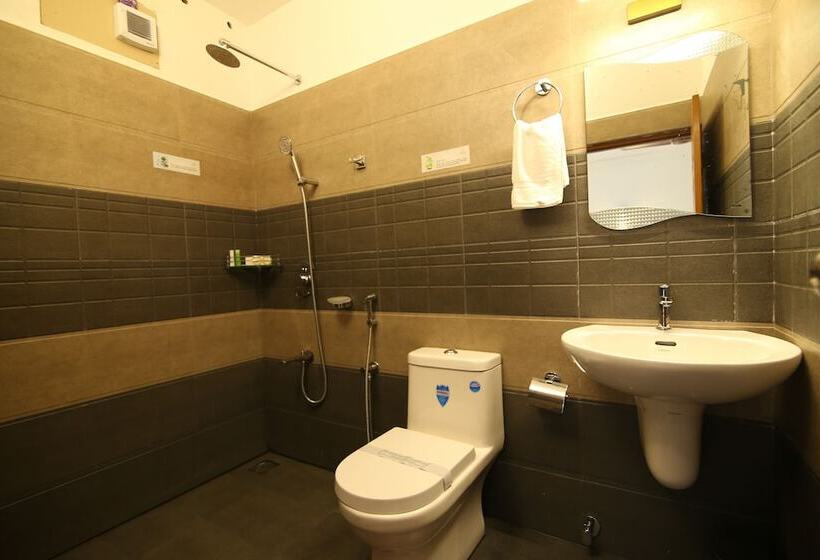 בית מלון כפרי Dew Drops Farm Resorts