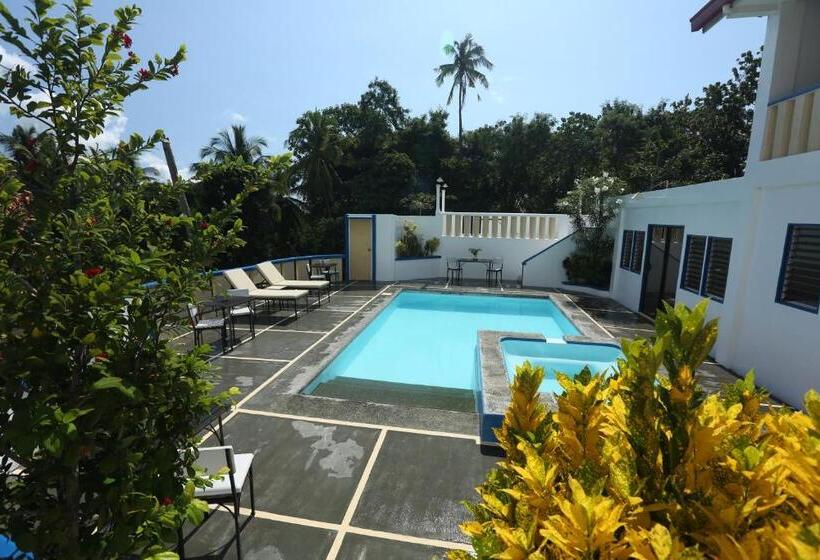 Hotel Guindulman Bay Tourist Inn