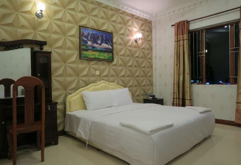 בית מלון כפרי Lucky Ruby Border Casino