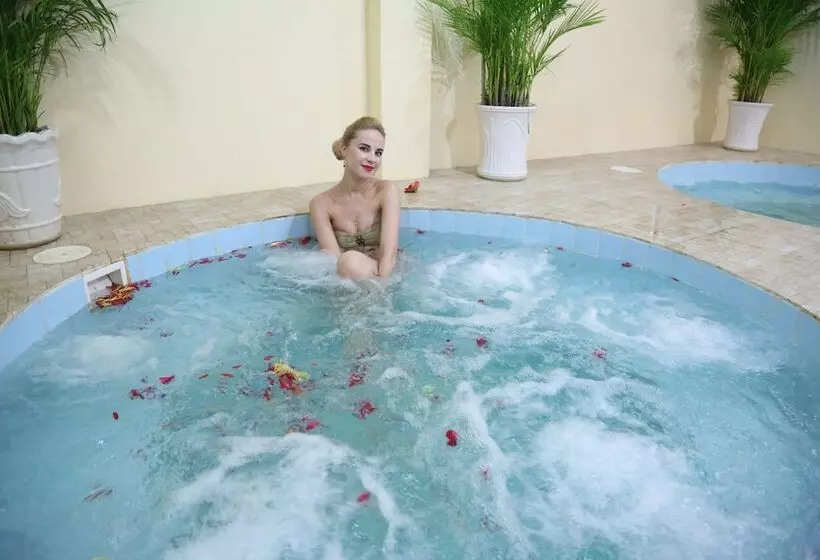 Hotelli Lucky Ruby Border Casino