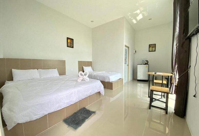 בית מלון כפרי Ok Farm Resort