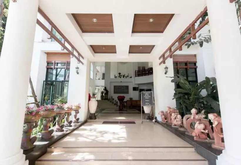 ホテル Wangyao Riverside Resort