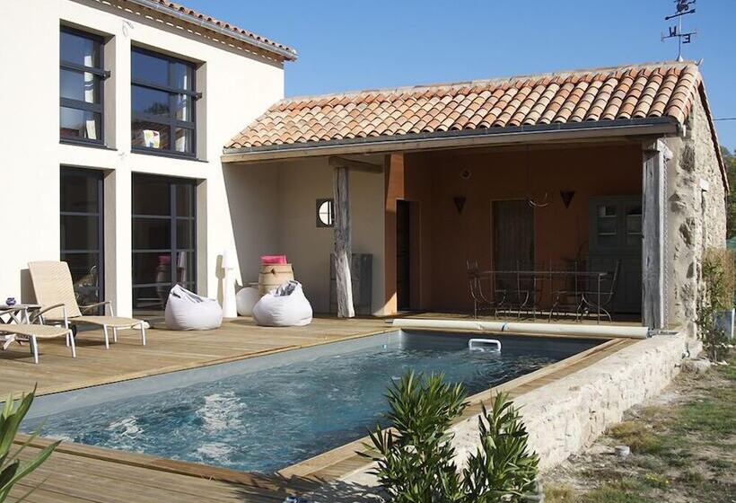 بنسيون Les Epis Du Vent