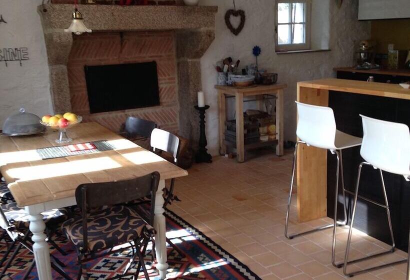 بنسيون Les Epis Du Vent