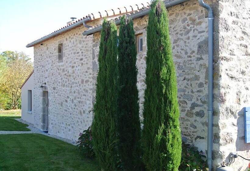 بنسيون Les Epis Du Vent