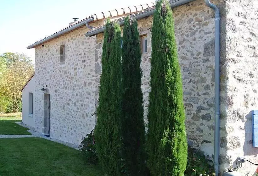 Majatalo Les Epis Du Vent