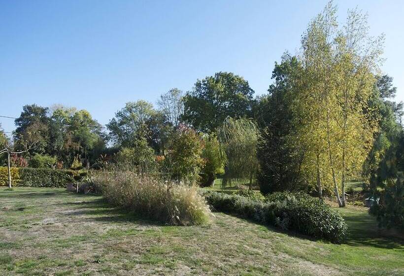 بنسيون Les Epis Du Vent