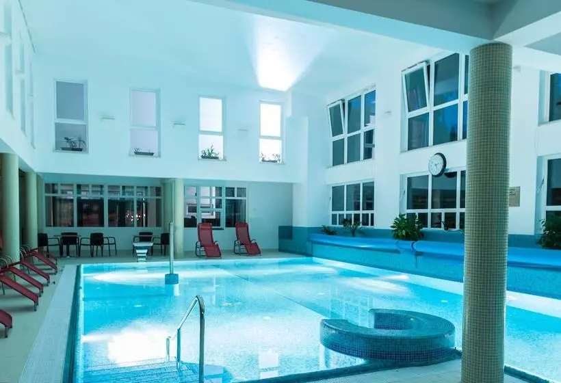 Majatalo Lobogó Resort