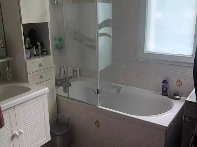 Majatalo Une Chambre Dans Un Appartement