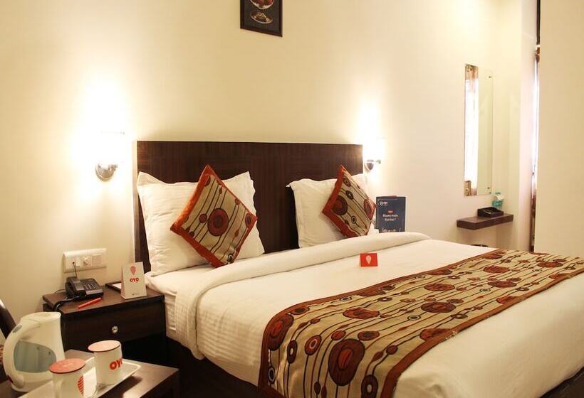 Royal Windsor Hotel By Oyo Rooms