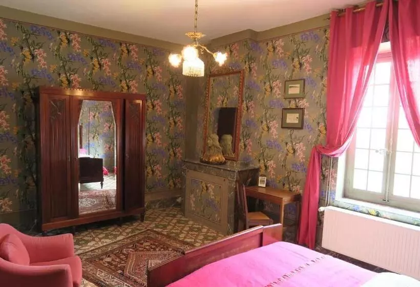 ベッドアンドブレックファースト Château De Puichéric