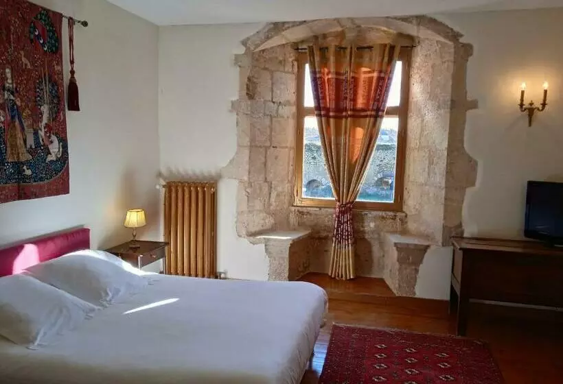 Aamiaismajoitus (B&B) Le Vieux Chateau