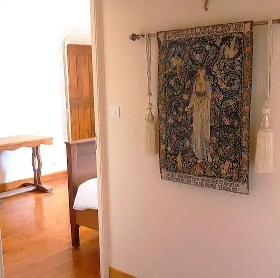 Aamiaismajoitus (B&B) Le Vieux Chateau