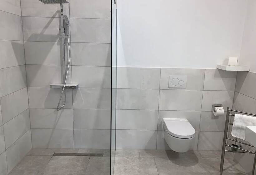 호텔 Apartment Garten Near Airport