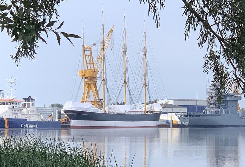 호텔 Apartment Garten Near Airport