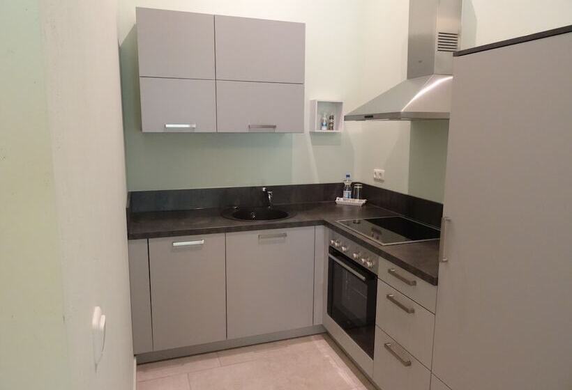 호텔 Apartment Garten Near Airport