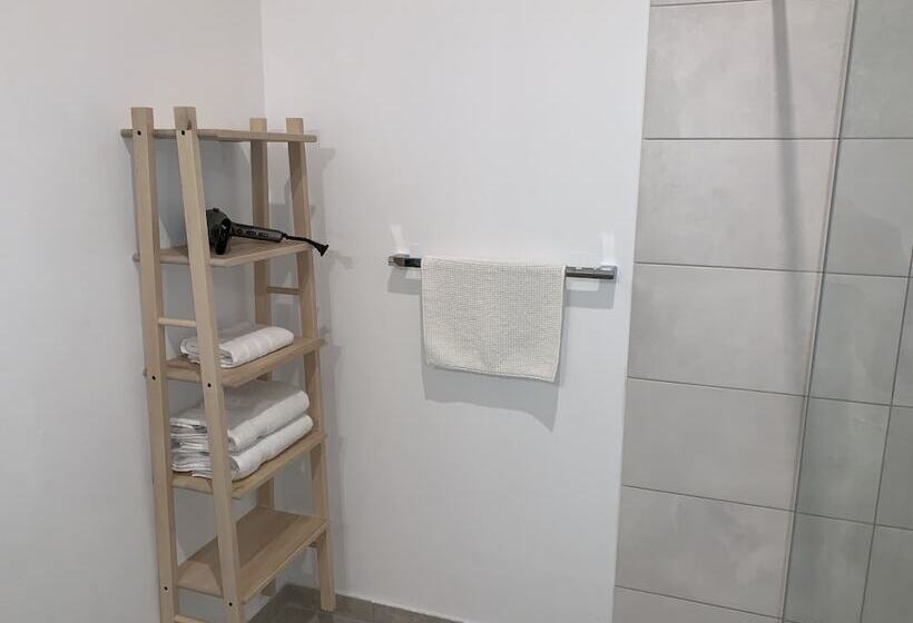 호텔 Apartment Garten Near Airport