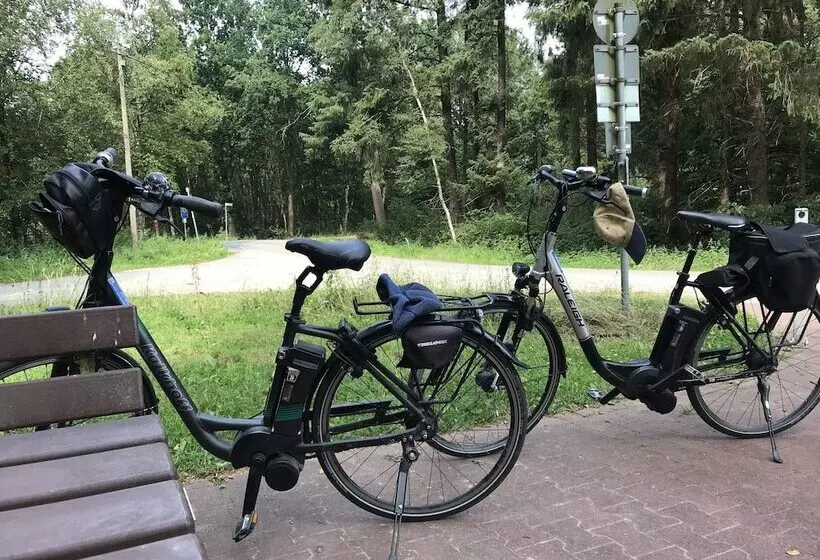 ホテル Apartment Garten Near Airport