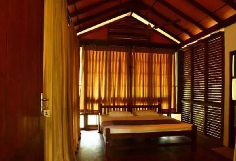 ホテル Bandura Kalawana Rainforest Bungalow