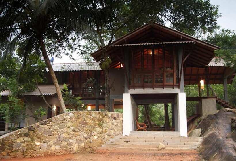 酒店 Bandura Kalawana Rainforest Bungalow