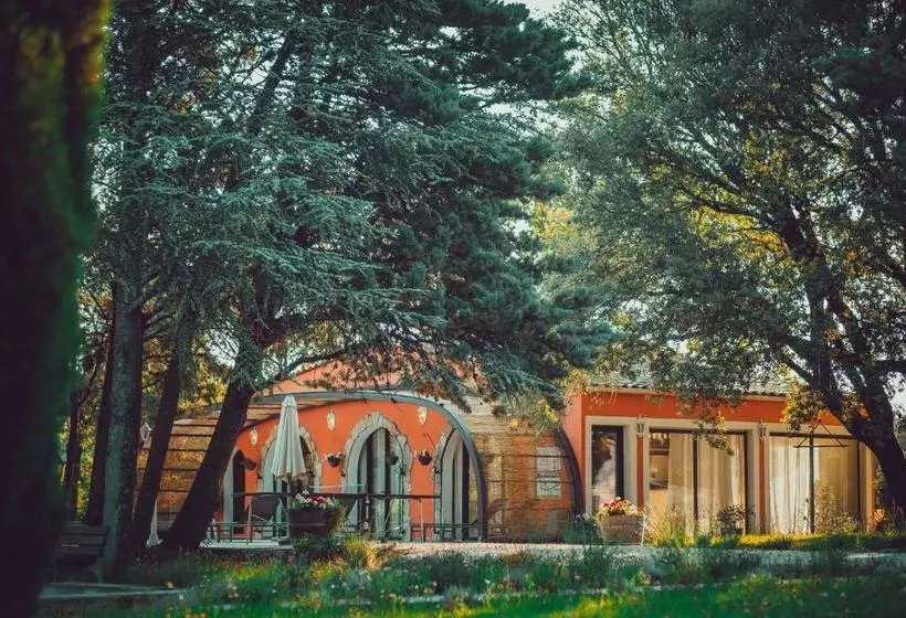 Hotelli Bastide Avellanne