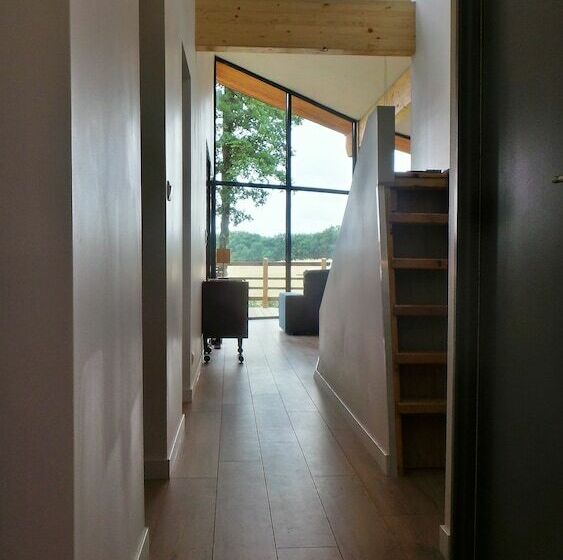 בית מלון כפרי Club Les Ormes