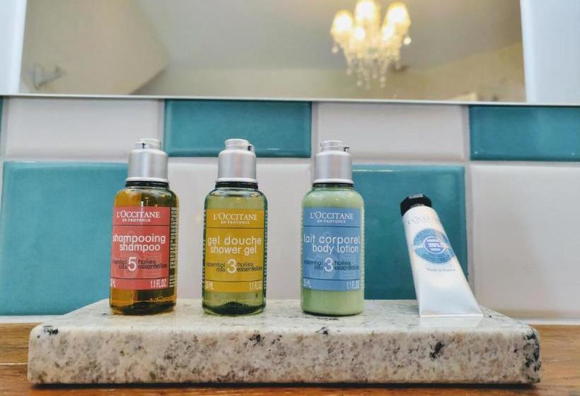 فندق Domaine De Vauluisant