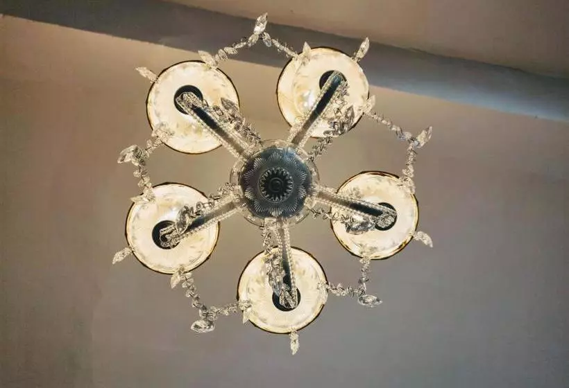 Hotelli Domaine De Vauluisant