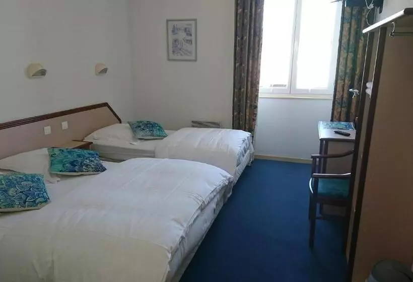 Hotelli Les Deux Porches