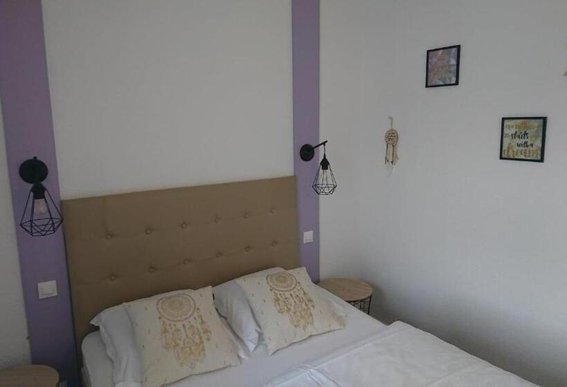 בית מלון כפרי Les Deux Porches