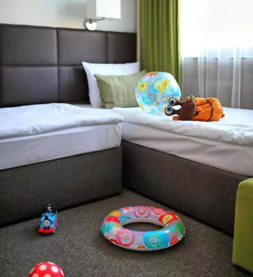 Hotelli Nádas Tó Park