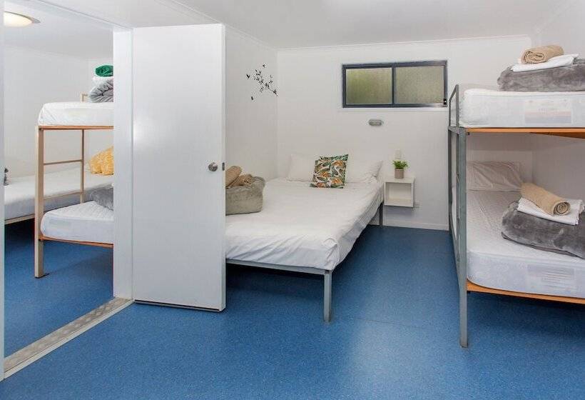 酒店 Solitary Islands Resort