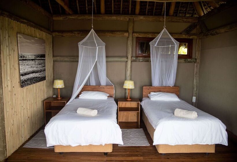 فندق Travessia Beach Lodge