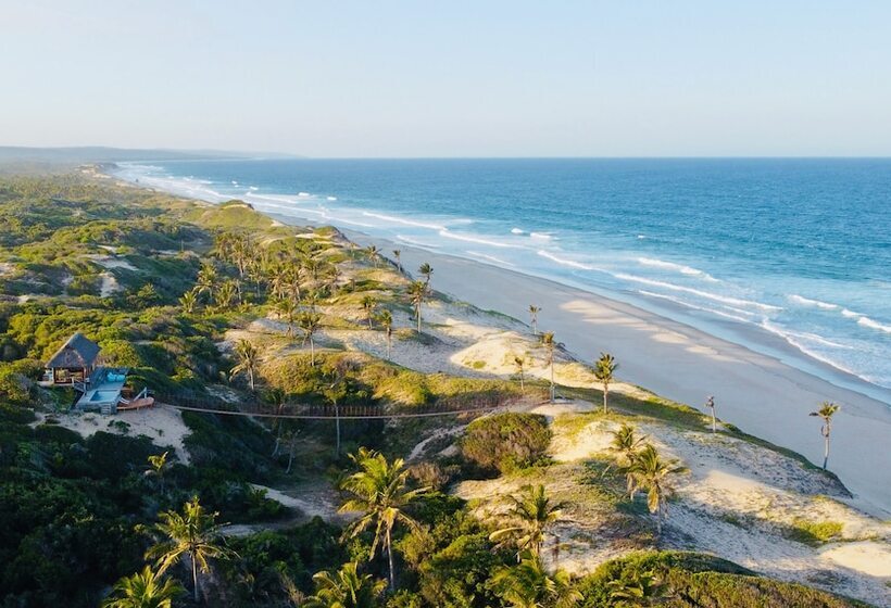 فندق Travessia Beach Lodge