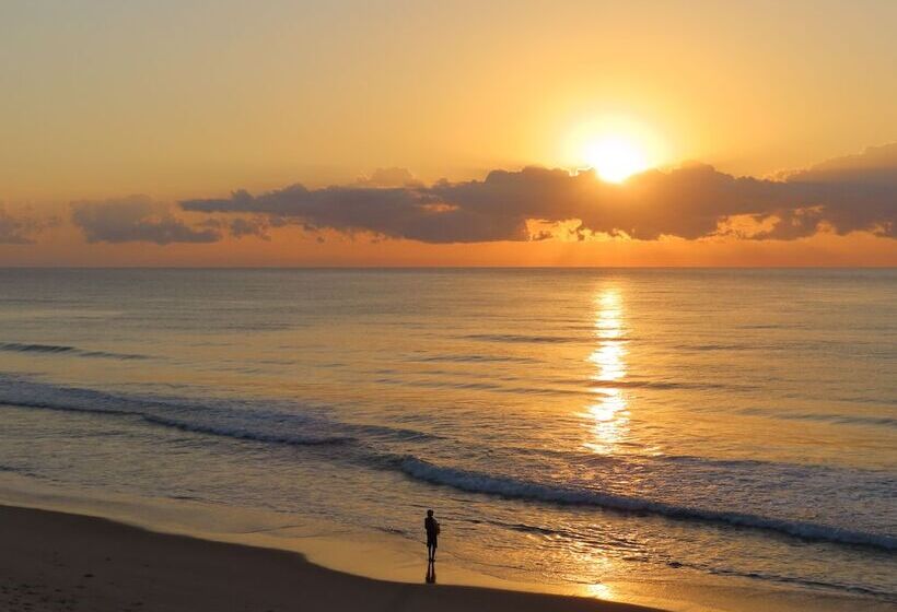 فندق Travessia Beach Lodge