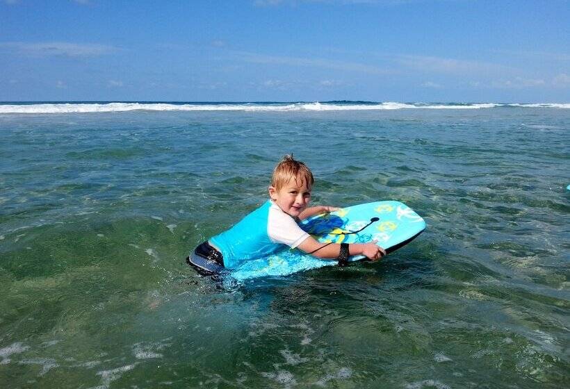 فندق Travessia Beach Lodge