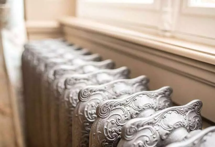 Majatalo Château De Montabert