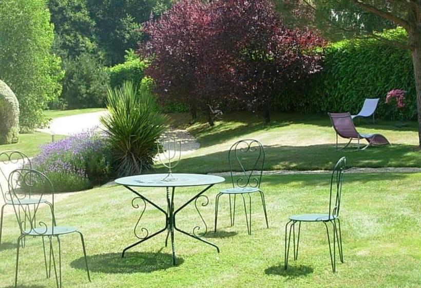 펜션 Le Sens Des Hôtes