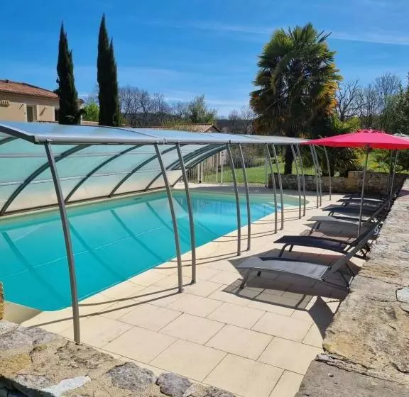 Majatalo Les Chenes Rouges