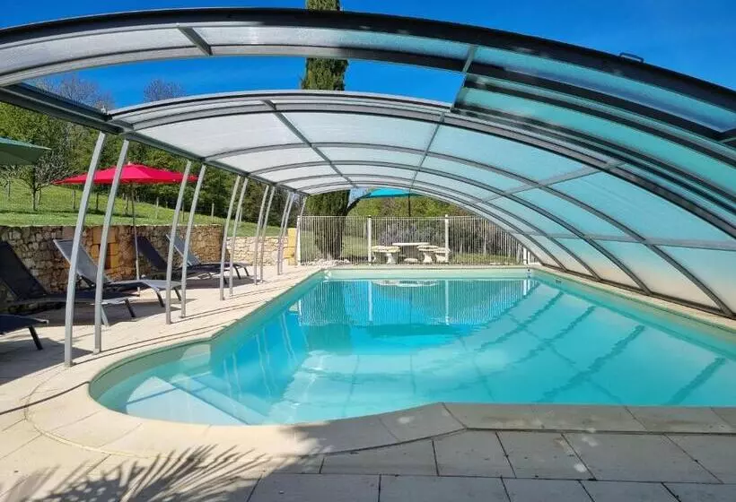 Majatalo Les Chenes Rouges