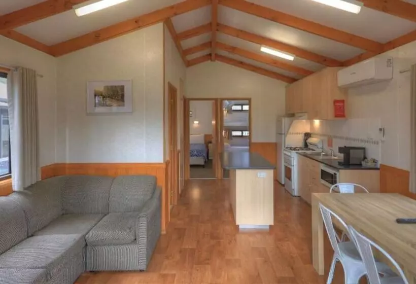 Yea Riverside Caravan Park