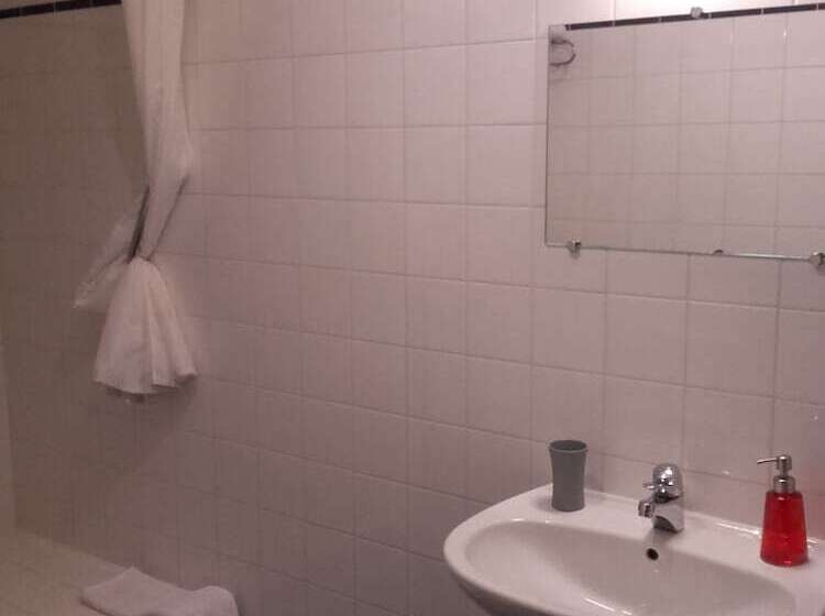 مبيت وإفطار Ancien Presbytere Albert Schweitzer