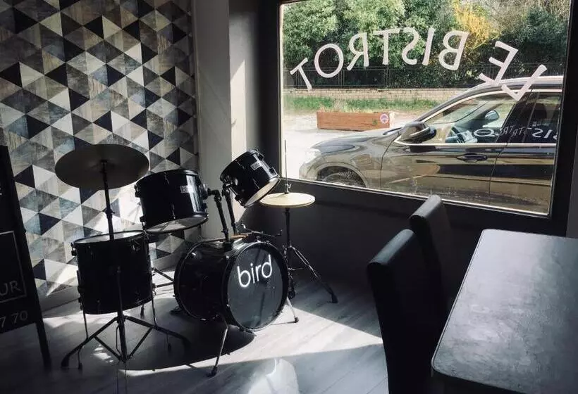 Hostelli Auberge Du Relais D Auniac Hotel Bar Restaurant Piscine