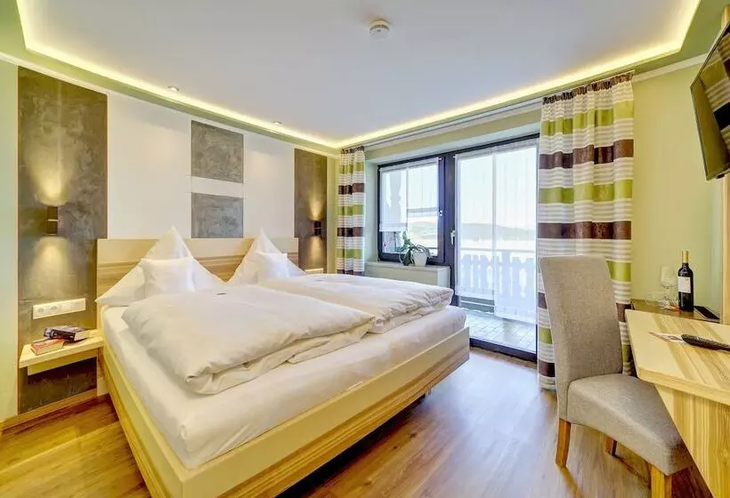 Hotelli Hirschenstein